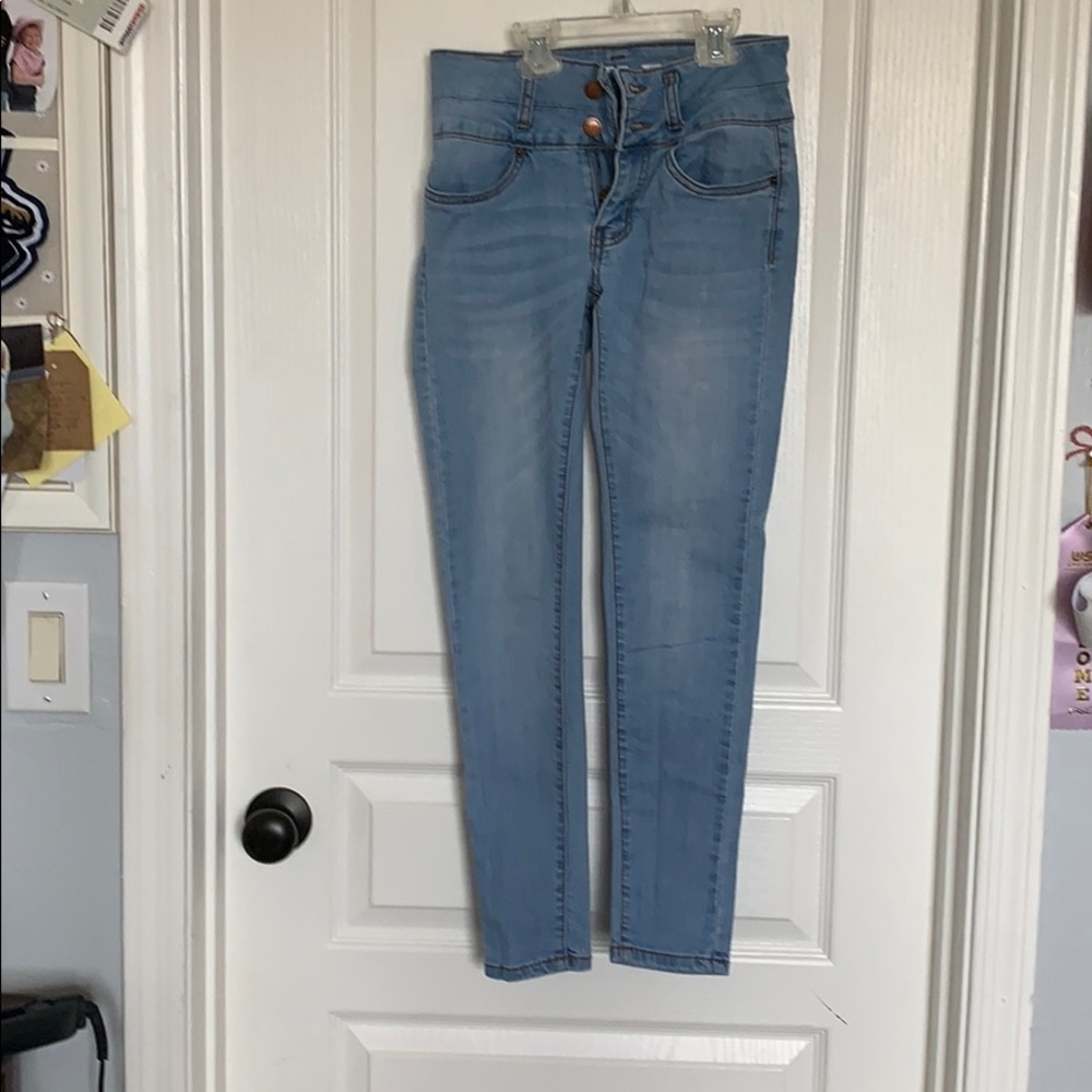 Jeans